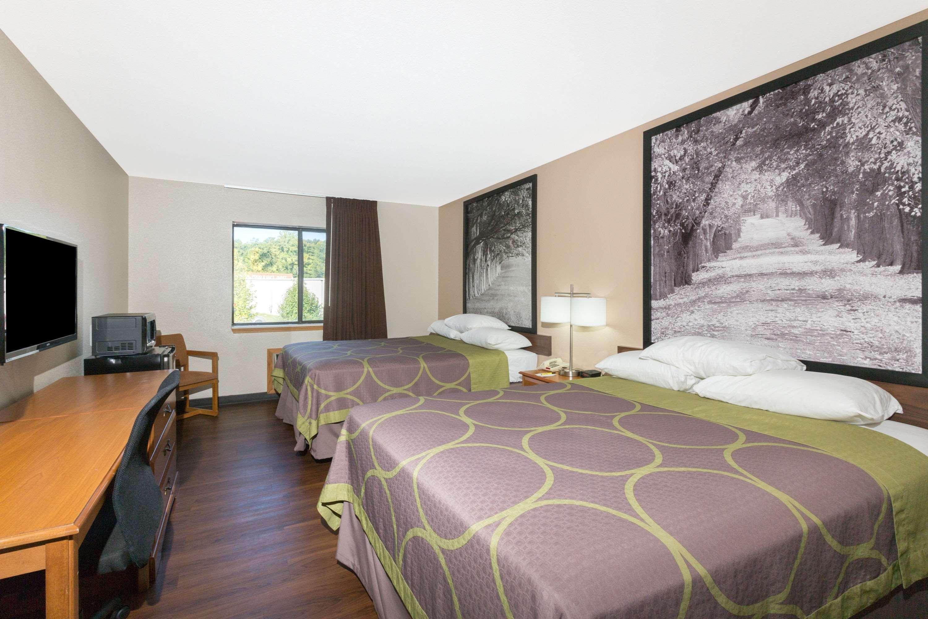 Hotel Super 8 By Wyndham Radcliff Ft. Knox Area Exterior foto